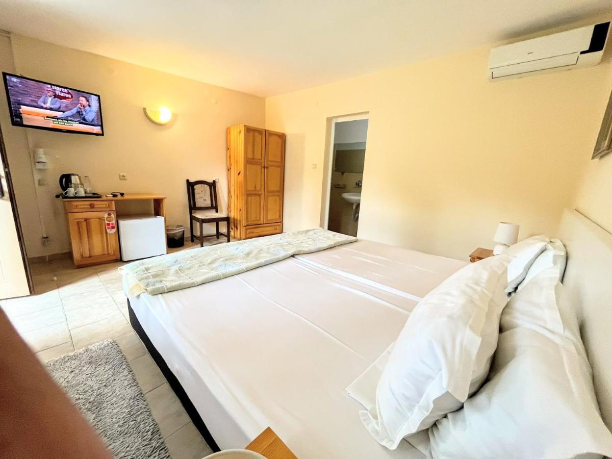 Hotel Lotus Sunny Beach Buitenkant foto
