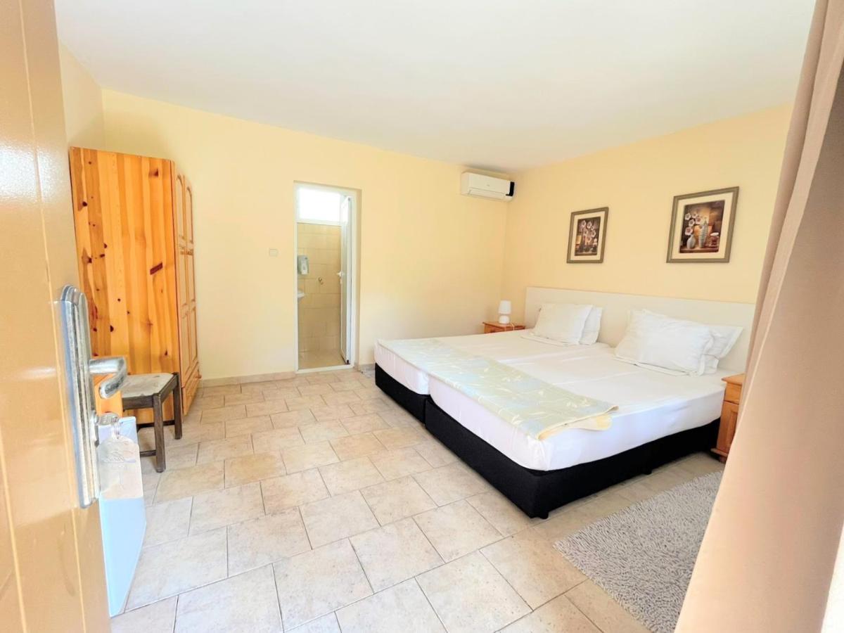 Hotel Lotus Sunny Beach Buitenkant foto