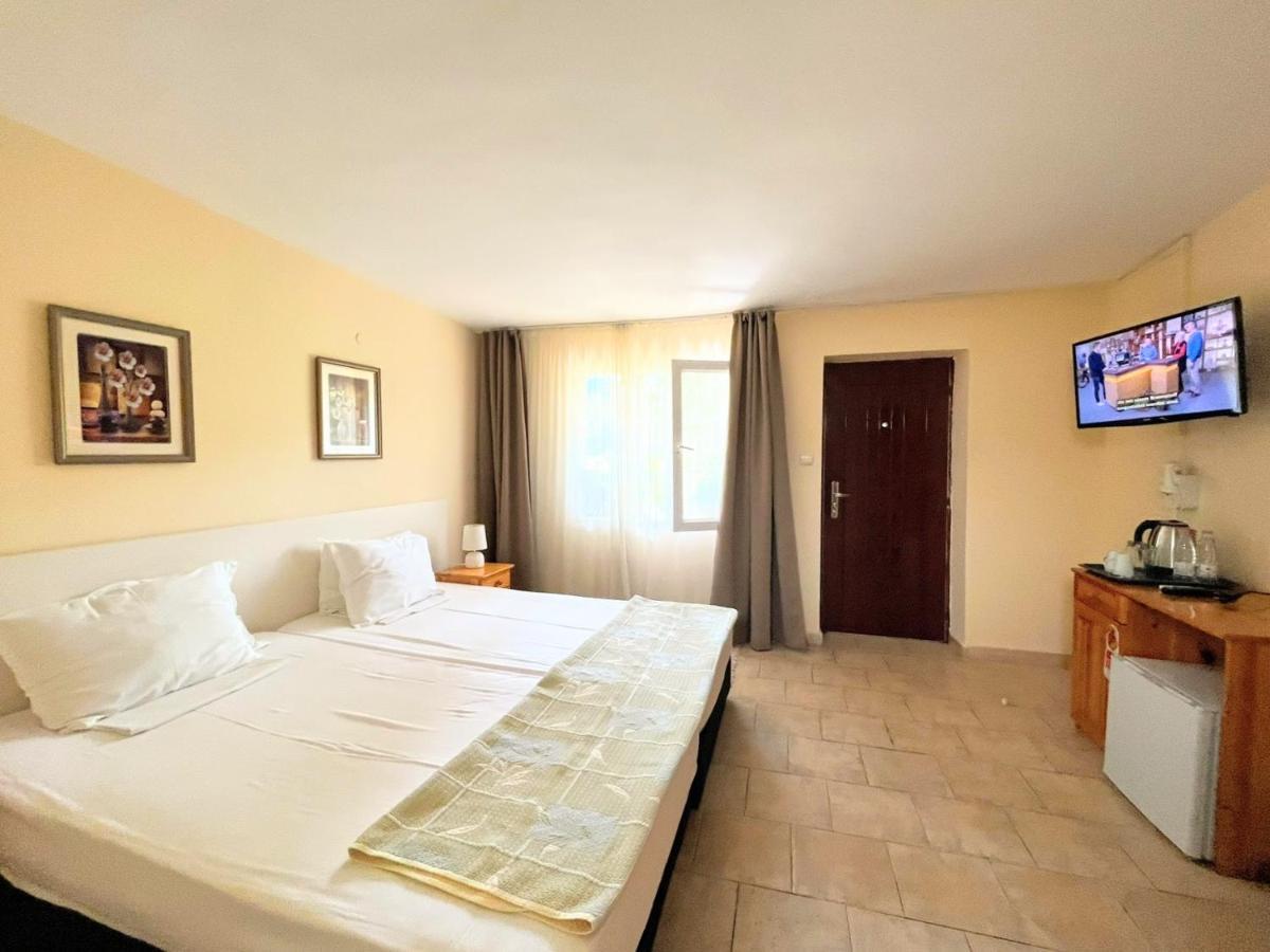 Hotel Lotus Sunny Beach Buitenkant foto