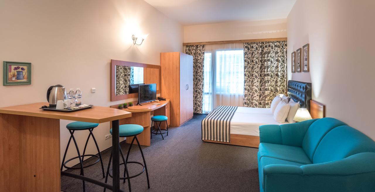 Hotel Lotus Sunny Beach Buitenkant foto